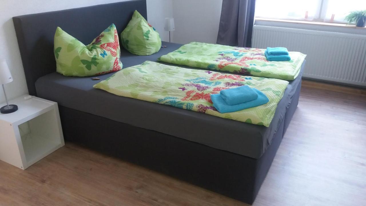 Bed And Breakfast Zeulenroda Extérieur photo
